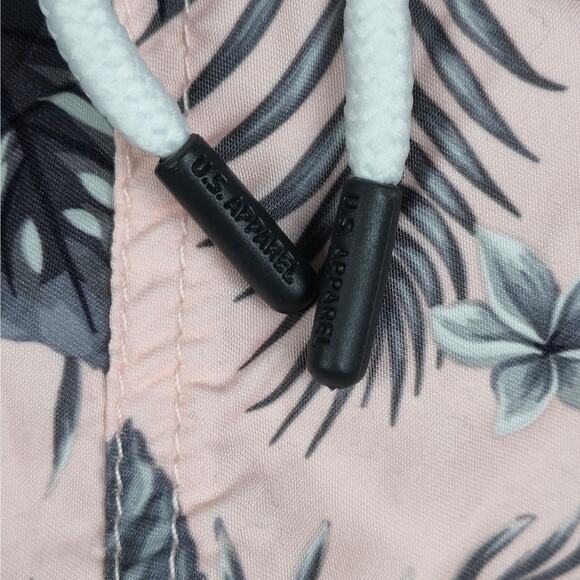 NWT U.S. Apparel Mens XL Bella Fleur Pink Floral Print Swim Shorts - Picture 10 of 13